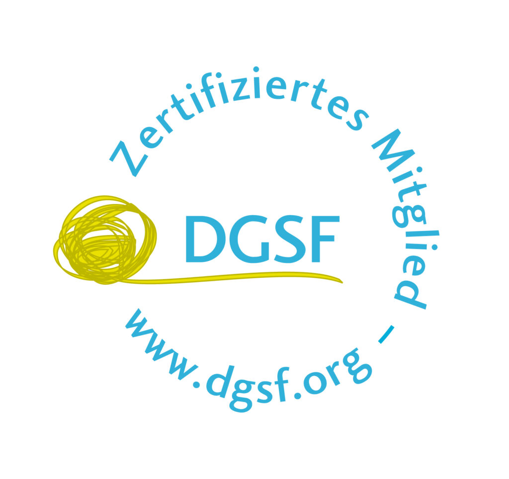 Das Logo für zertifizierte Mitglieder des DGSF (www.dgsf.de)